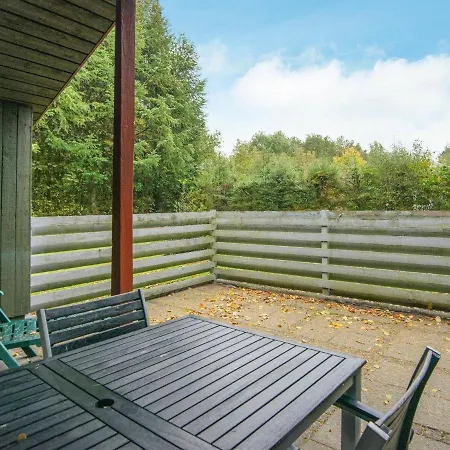 Serene Holiday In Jutland With Garden Hébergement de vacances Toftlund